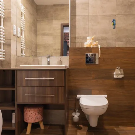 Comfort W Centrum - Aba Apartment *